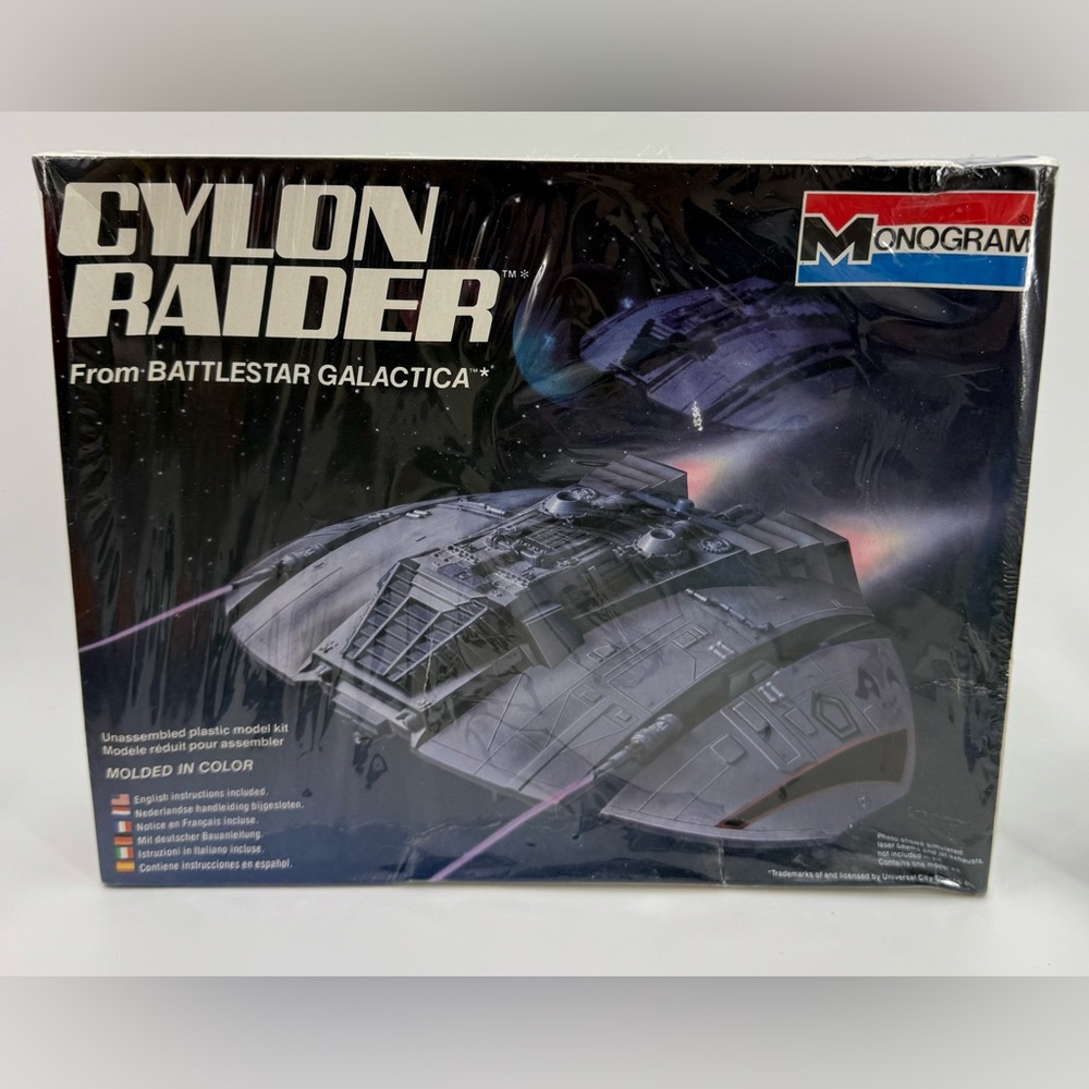 Monogram Battlestar Galactica Cyclon Raider Model Kit 6026 Factory Sealed 78 NIB